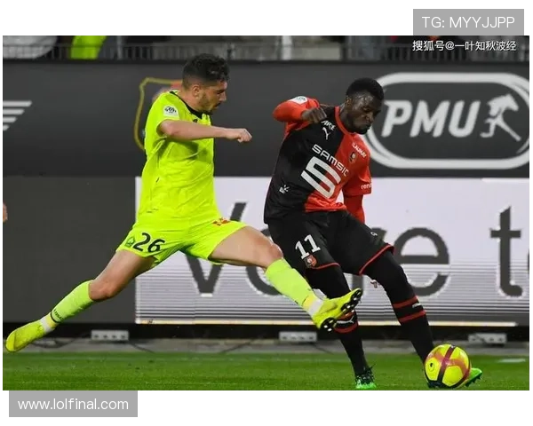 雷恩客场四球大胜，雅凯红牌成转折点