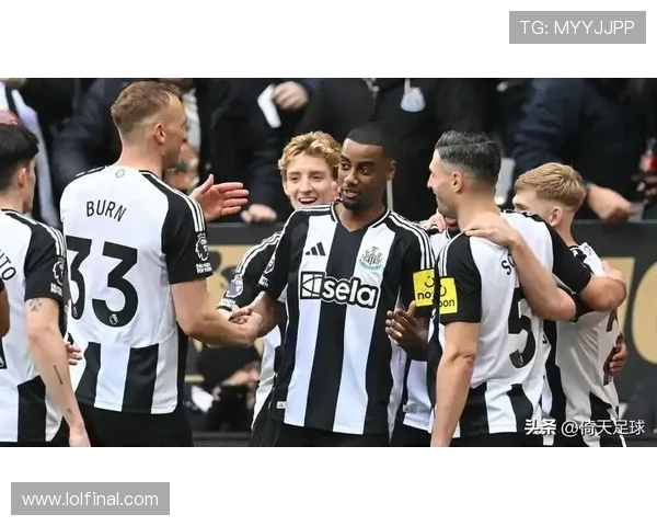 联赛杯决赛落幕：纽卡斯尔联加时赛2-1击败莱斯特城，时隔多年再夺冠军。